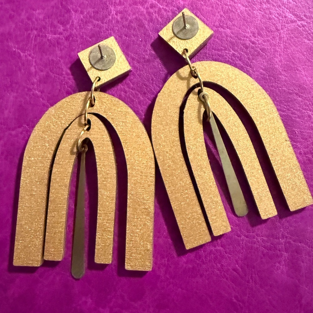 Statement earrings - Picture 2 of 2